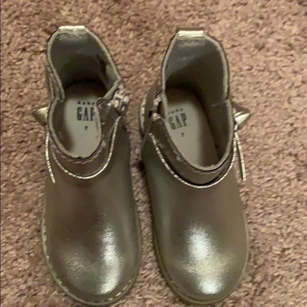 Gap Shoes